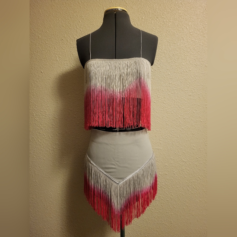 NWT Lisa Maree Pink Ombre Fringe Top and Mini Skirt Size Small